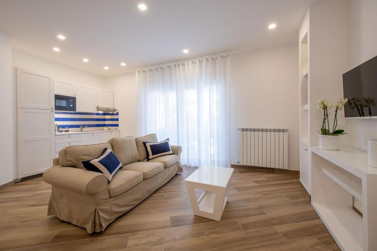 Solymar Due Apartment Sorrento Exterior foto
